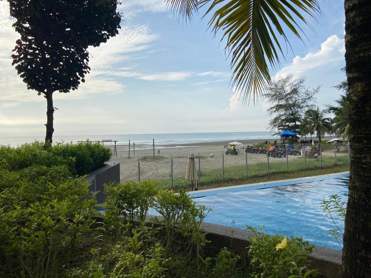 De Lavelle Suites @ Timur Bay Seafront Residence กวนตัน ภายนอก รูปภาพ