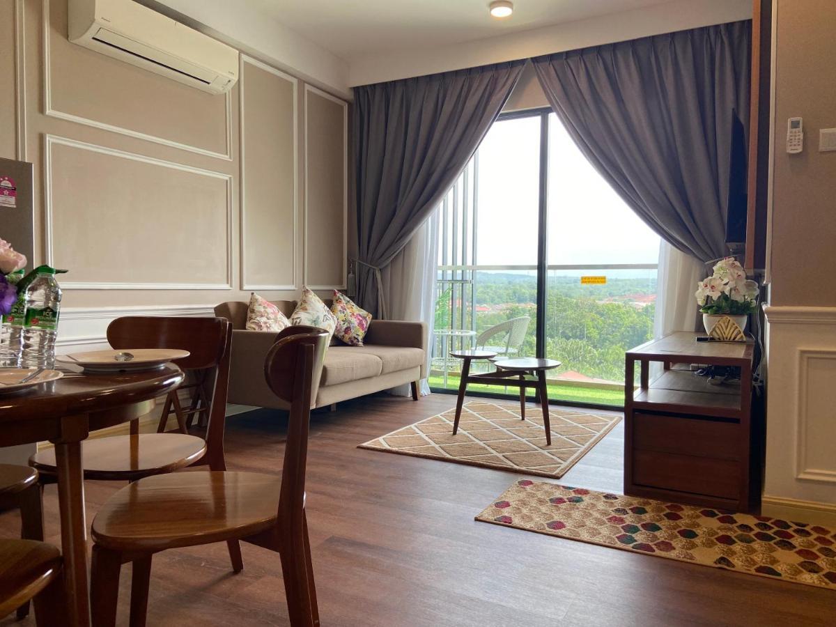 De Lavelle Suites @ Timur Bay Seafront Residence กวนตัน ภายนอก รูปภาพ